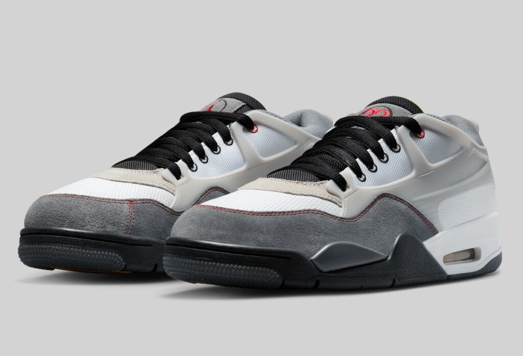 Die Air Jordan 4 RM erhält 2025 einen „Motorsport“-Look.