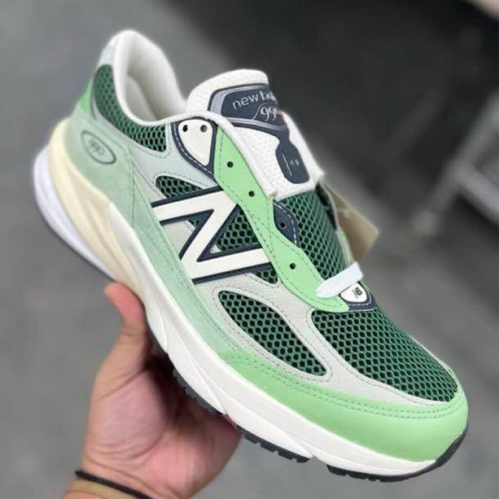 Der New Balance 990v6 Made In USA erscheint in lebhaftem „Avocado“.