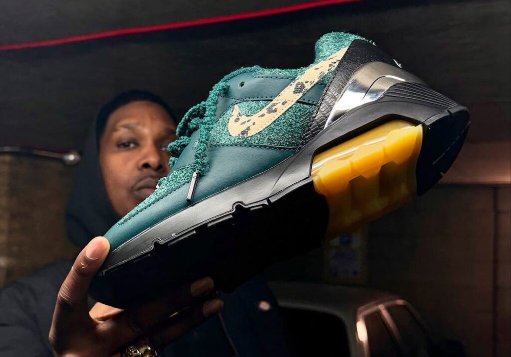 Apron Records x Nike Air 180 erscheint im März.