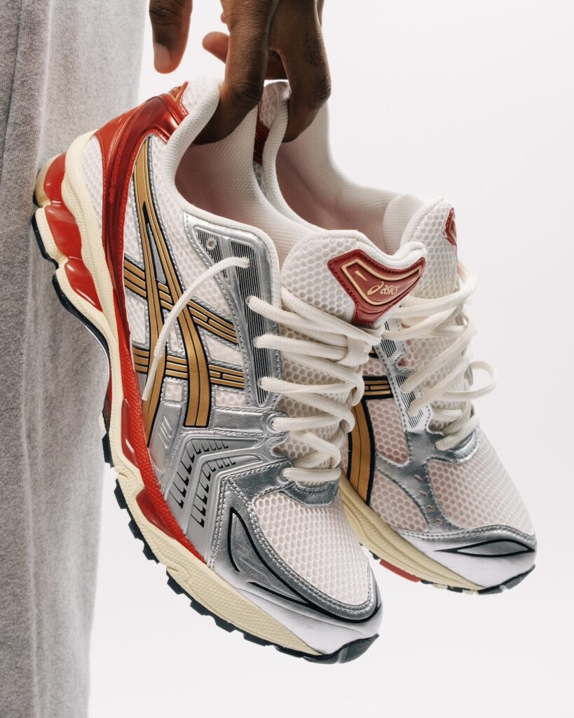 Die Sneaker Politics x ASICS GEL-Kayano 14 erscheint im März 2025.