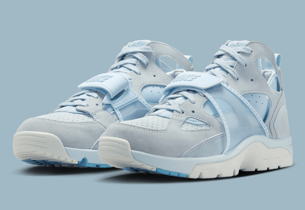 Der Nike Air Trainer Huarache "Blue Tint" erscheint im Frühjahr 2025.