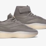 Die Fear of God x adidas „Putty Beige“ Basketball II erscheint am 8. März.
