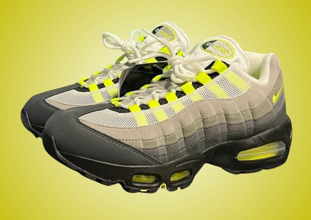 Der Nike Air Max 95 "Neon" kehrt im April 2025 mit "Big Bubble" zurück.
