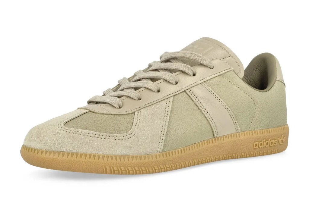Die BW Army von adidas erhält einen vintage „Sand Dust“-Look für den Frühling.