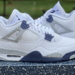 Air Jordan 4 Midnight Navy